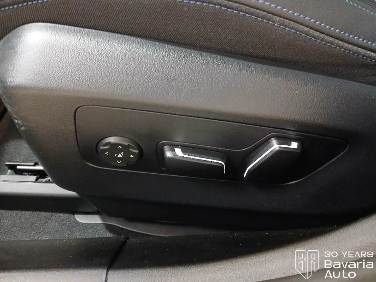 BMW 540 d Limousine xDrive M Sport Paket, снимка 14 - Автомобили и джипове - 55317953