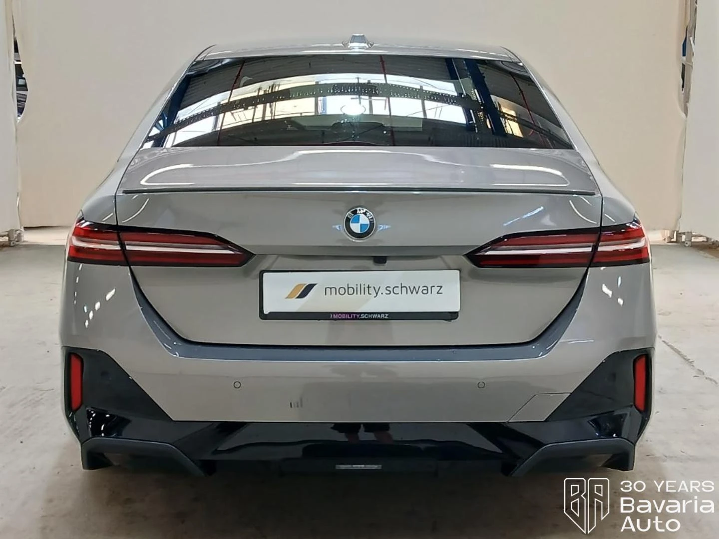 BMW 540 d Limousine xDrive M Sport Paket, снимка 3 - Автомобили и джипове - 55317953