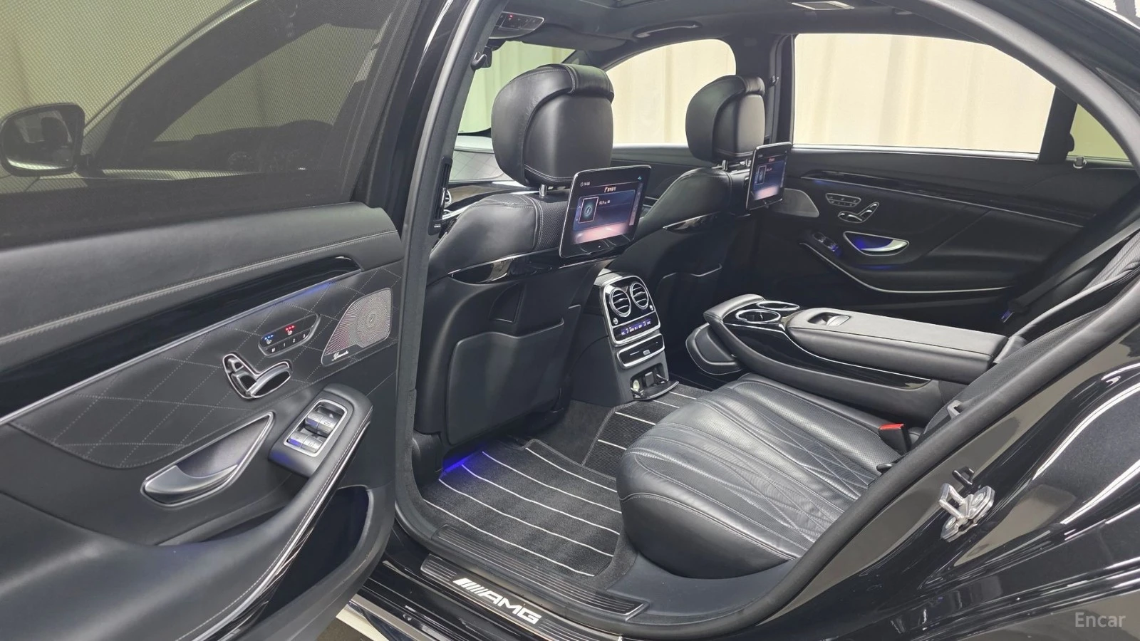 Mercedes-Benz S 63 AMG 4MATIC+ * HUD* МОНИТОРИ* МАСАЖИ* 360, снимка 16 - Автомобили и джипове - 55468062