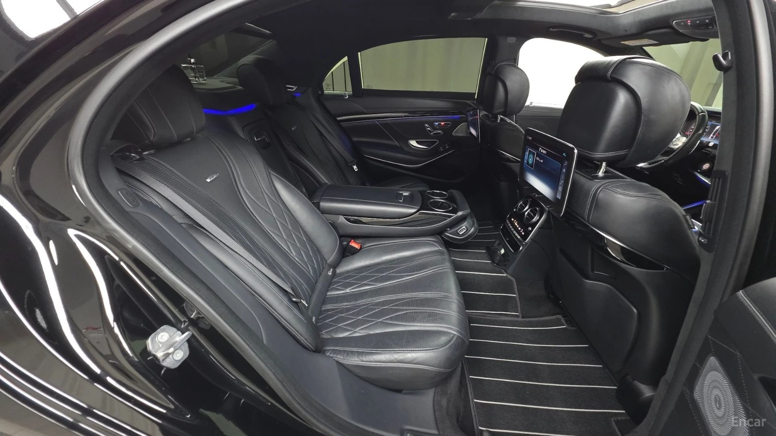 Mercedes-Benz S 63 AMG 4MATIC+ * HUD* МОНИТОРИ* МАСАЖИ* 360, снимка 17 - Автомобили и джипове - 55468062