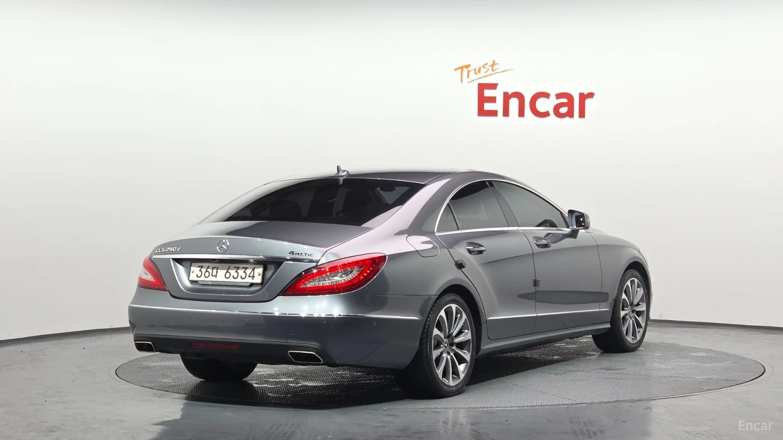 Mercedes-Benz CLS 250d 4MATIC* КОЖА* НАВИ* ПАНО* 360, снимка 2 - Автомобили и джипове - 55560119