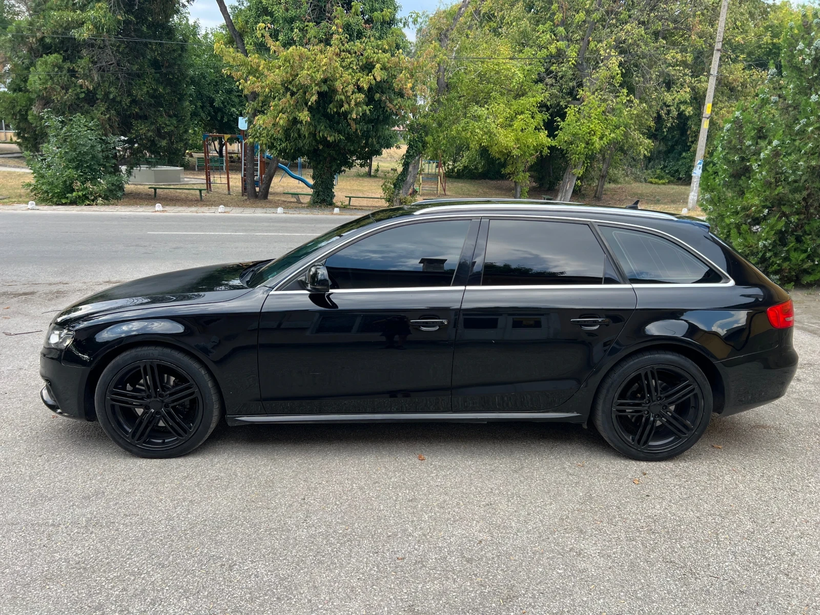 Audi A4 2.0 TDI, снимка 2 - Автомобили и джипове - 55826537