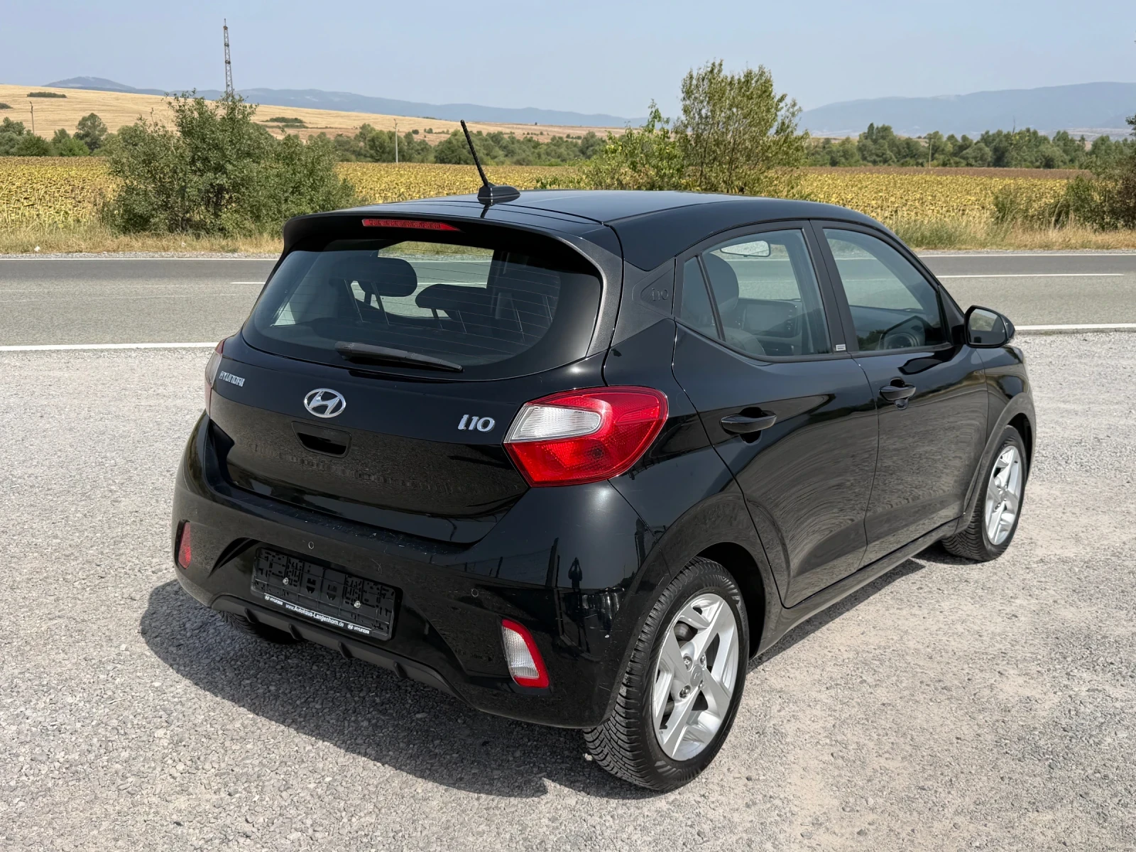 Hyundai I10 1.0MPi LANE ASSIST CARPLAY EURO 6D TUV COC, снимка 6 - Автомобили и джипове - 55862279