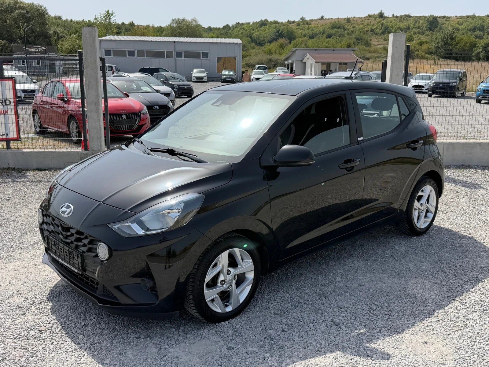 Hyundai I10 1.0MPi LANE ASSIST CARPLAY EURO 6D TUV COC, снимка 2 - Автомобили и джипове - 55862279