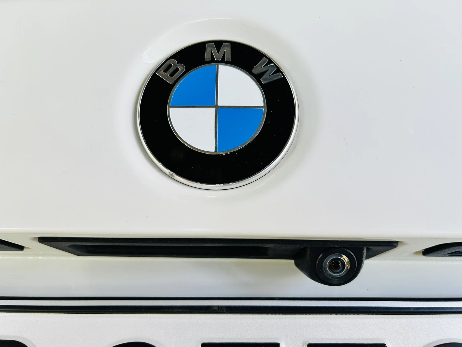 BMW 320, снимка 10 - Автомобили и джипове - 55948927