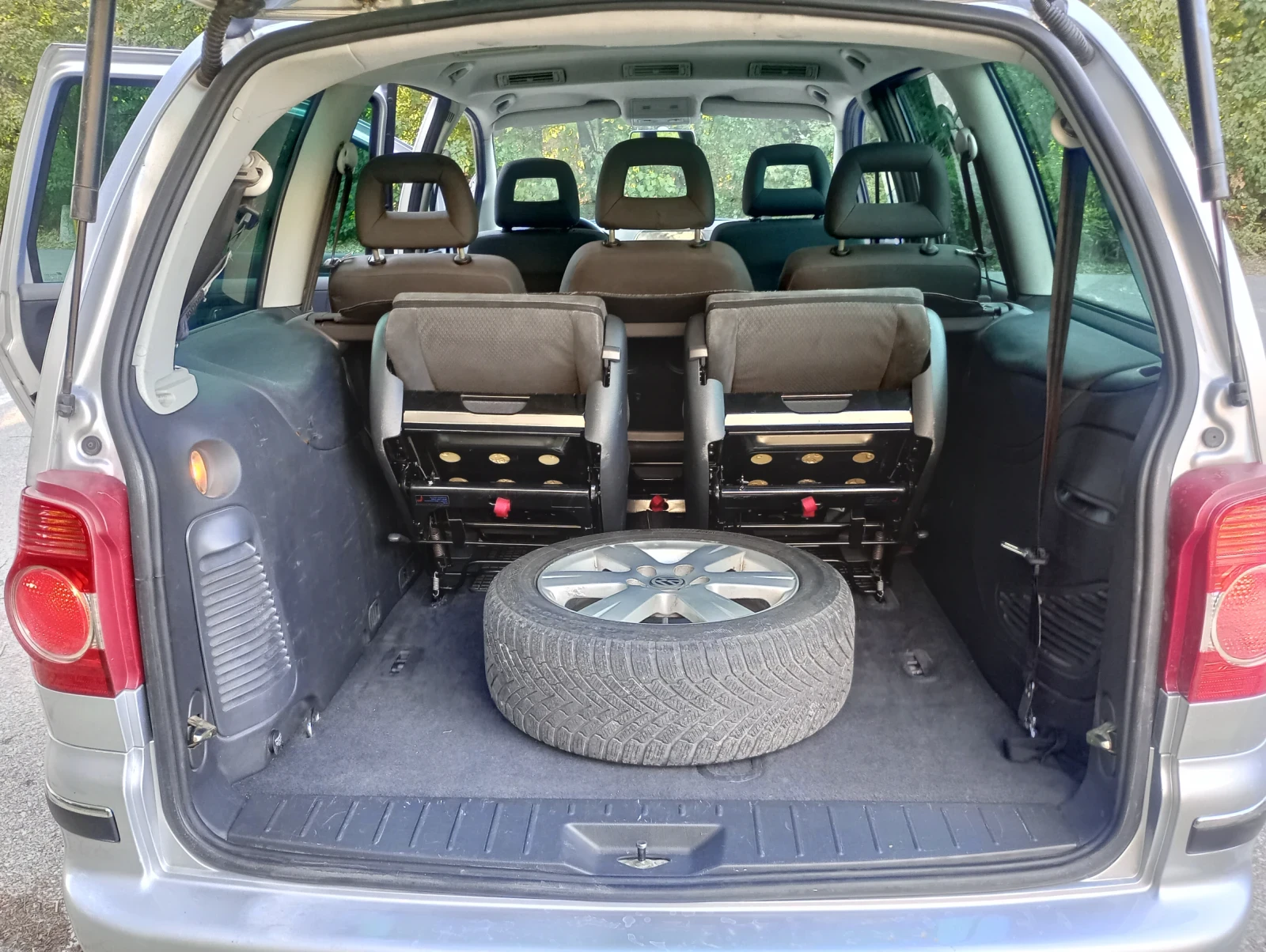 VW Sharan Busines, снимка 13 - Автомобили и джипове - 56341486
