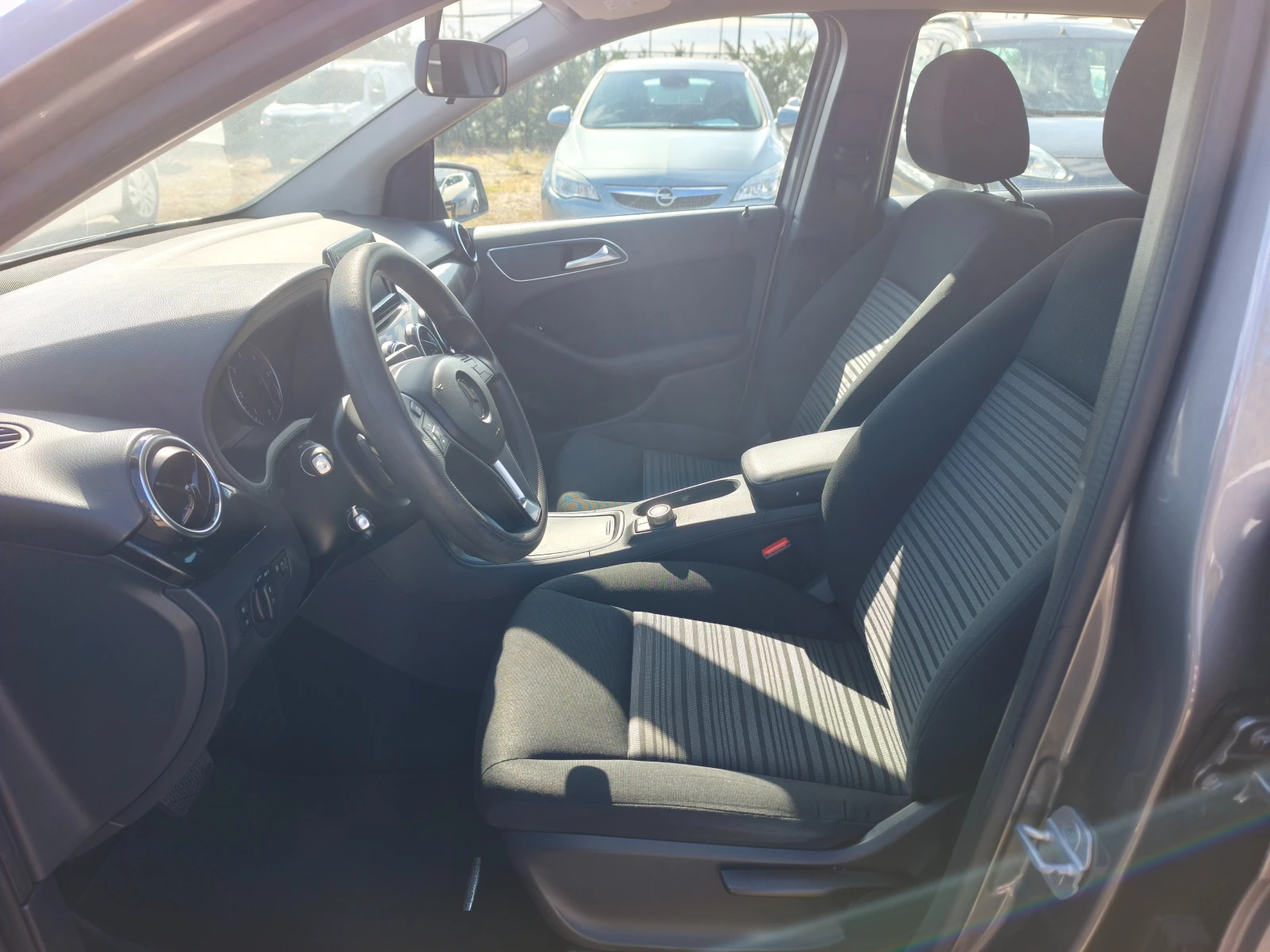 Mercedes-Benz B 180 ���� ����/������ | Mobile.bg � ����������� 11