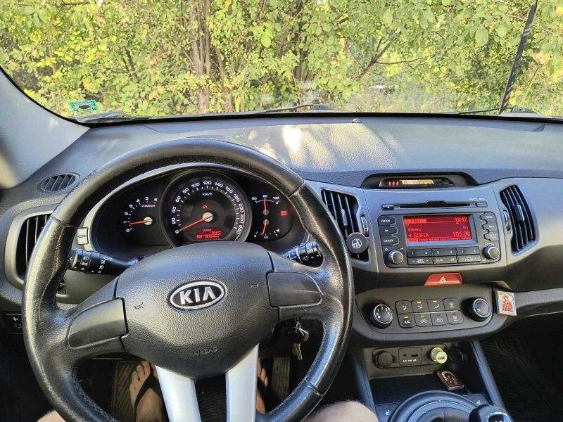 Kia Sportage, снимка 4 - Автомобили и джипове - 47578430