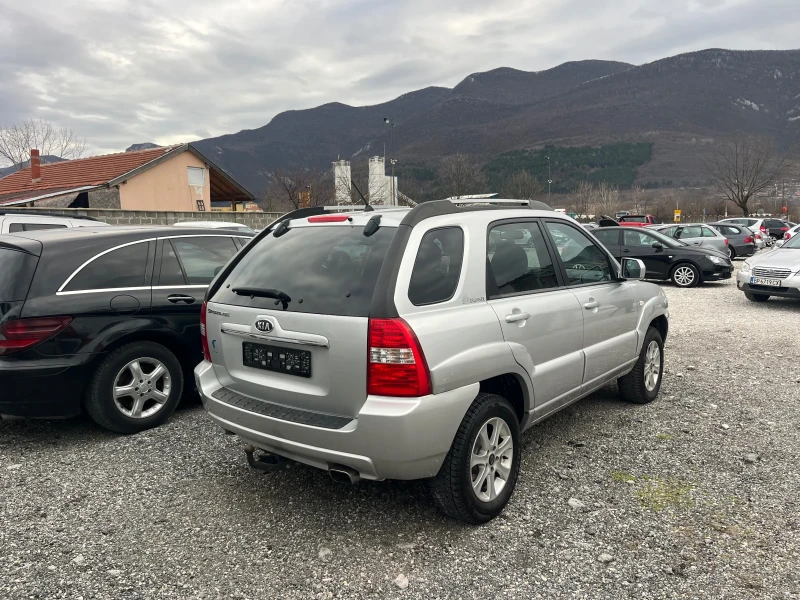 Kia Sportage 2.0i , снимка 6 - Автомобили и джипове - 48832988