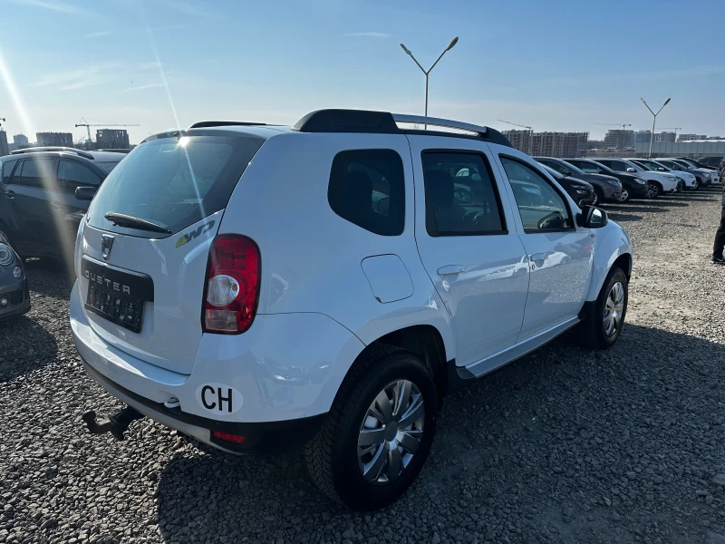 Dacia Duster 1.6 ШВЕЙЦАРИЯ 4х4, снимка 12 - Автомобили и джипове - 49139432