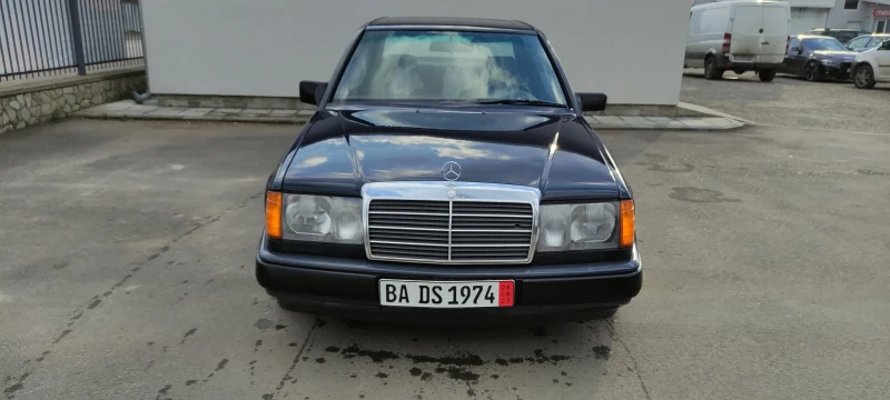 Mercedes-Benz 124 2.0 benzin, снимка 2 - Автомобили и джипове - 53480399
