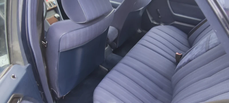 Mercedes-Benz 124 2.0 benzin, снимка 10 - Автомобили и джипове - 53480399