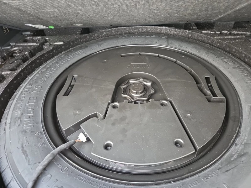 Audi Q3 2021 TECHNIK * CARFAX * БЕЗ ПЪРВОНАЧАЛНА ВНОСКА, снимка 13 - Автомобили и джипове - 53005119