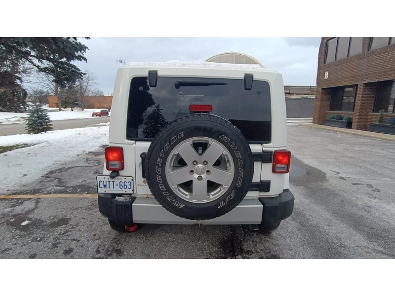 Jeep Wrangler * UNLIMITED SAHARA* CARFAX* , снимка 4 - Автомобили и джипове - 53029221