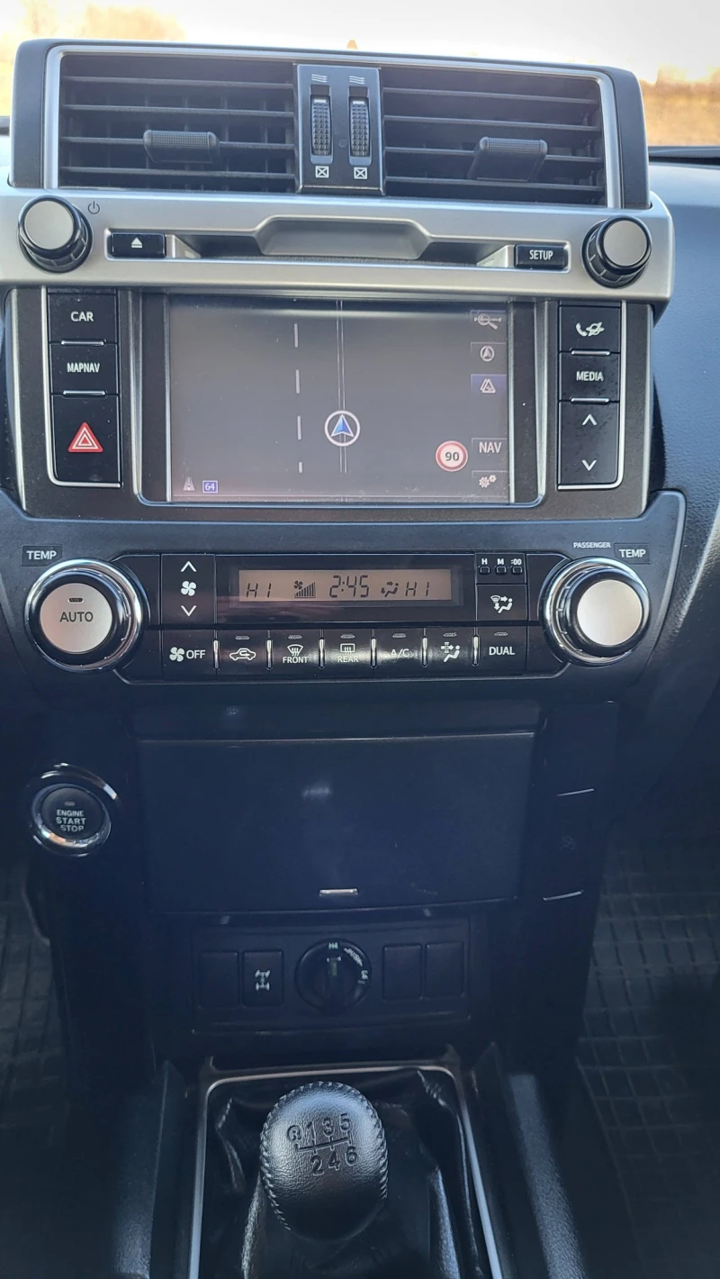 Toyota Land cruiser, снимка 5 - Автомобили и джипове - 53155269