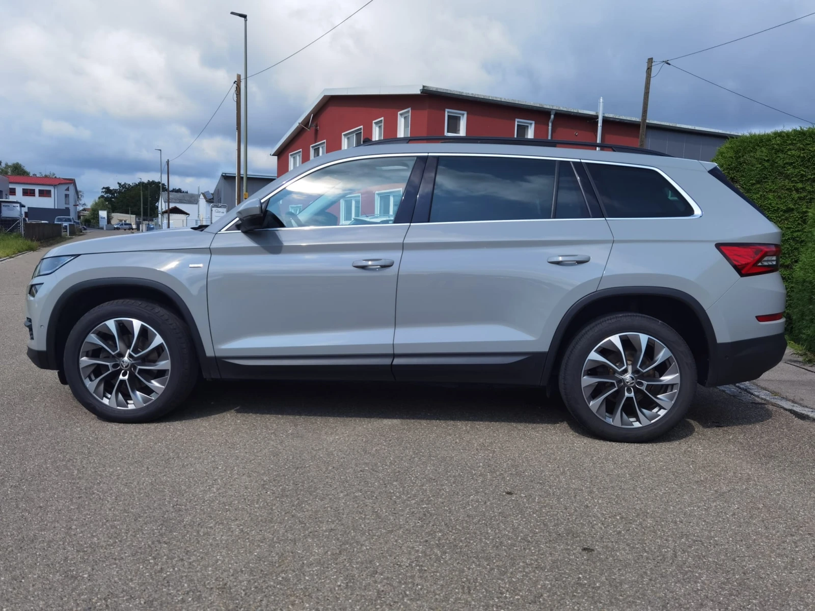 Skoda Kodiaq 2.0 TDI 7 DSG Digital cockpit - изображение 2