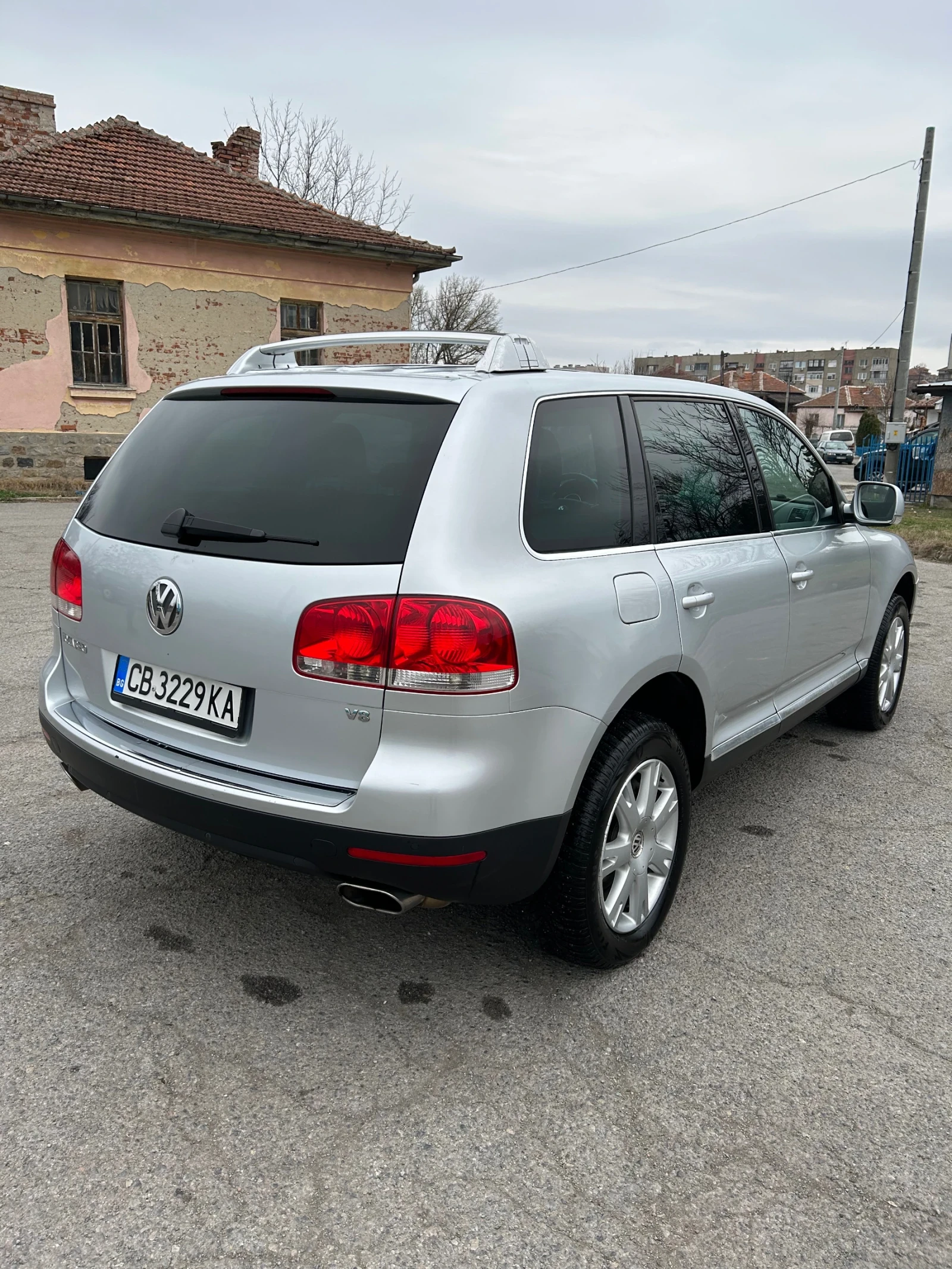 VW Touareg 4.2i 310к.с. LPG - изображение 4