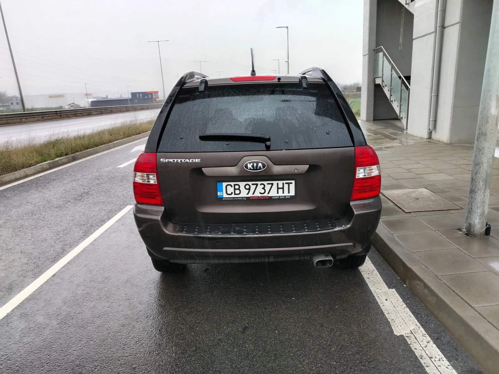 Kia Sportage 2.0 - изображение 4