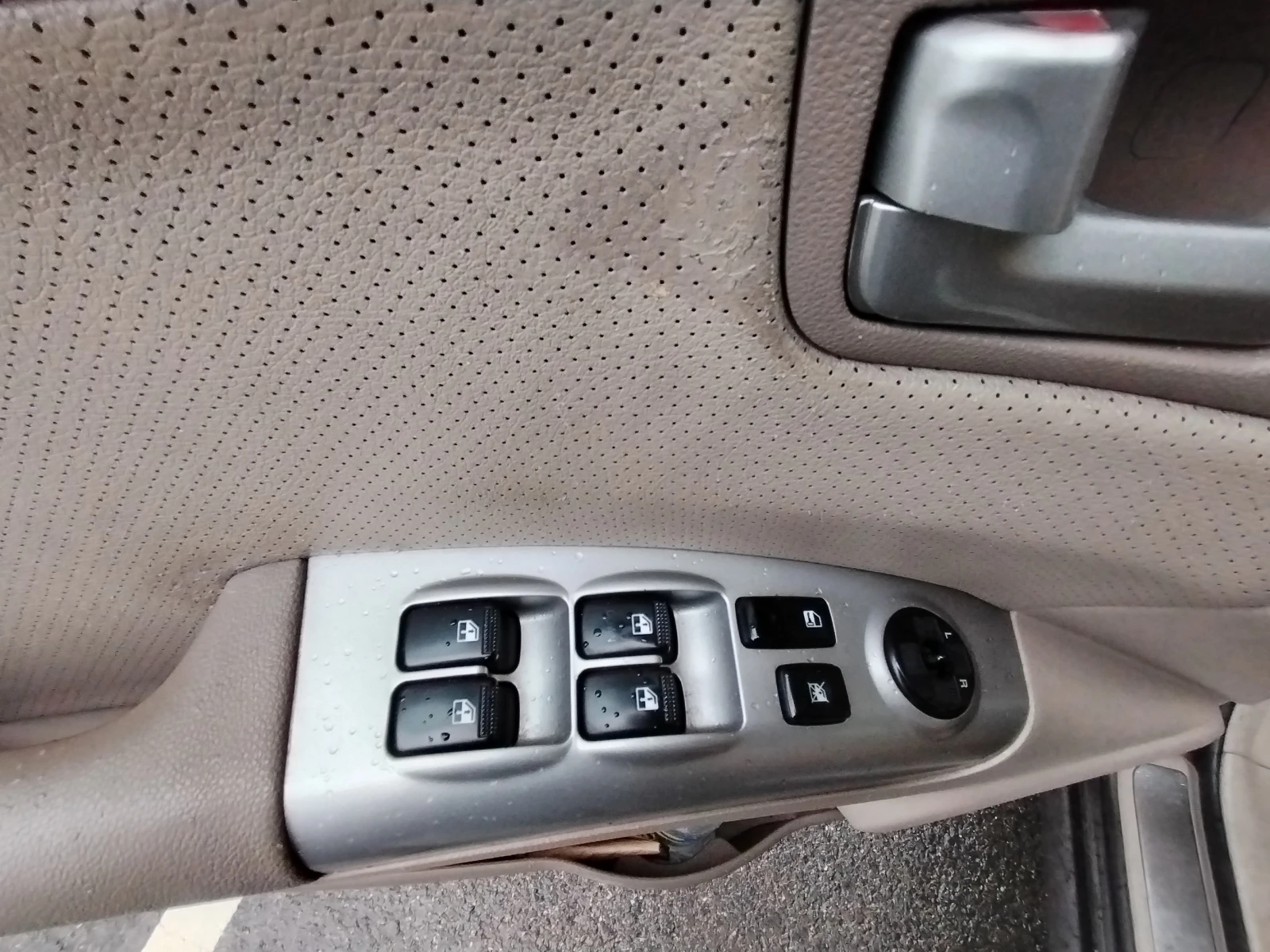 Kia Sportage 2.0 - изображение 10