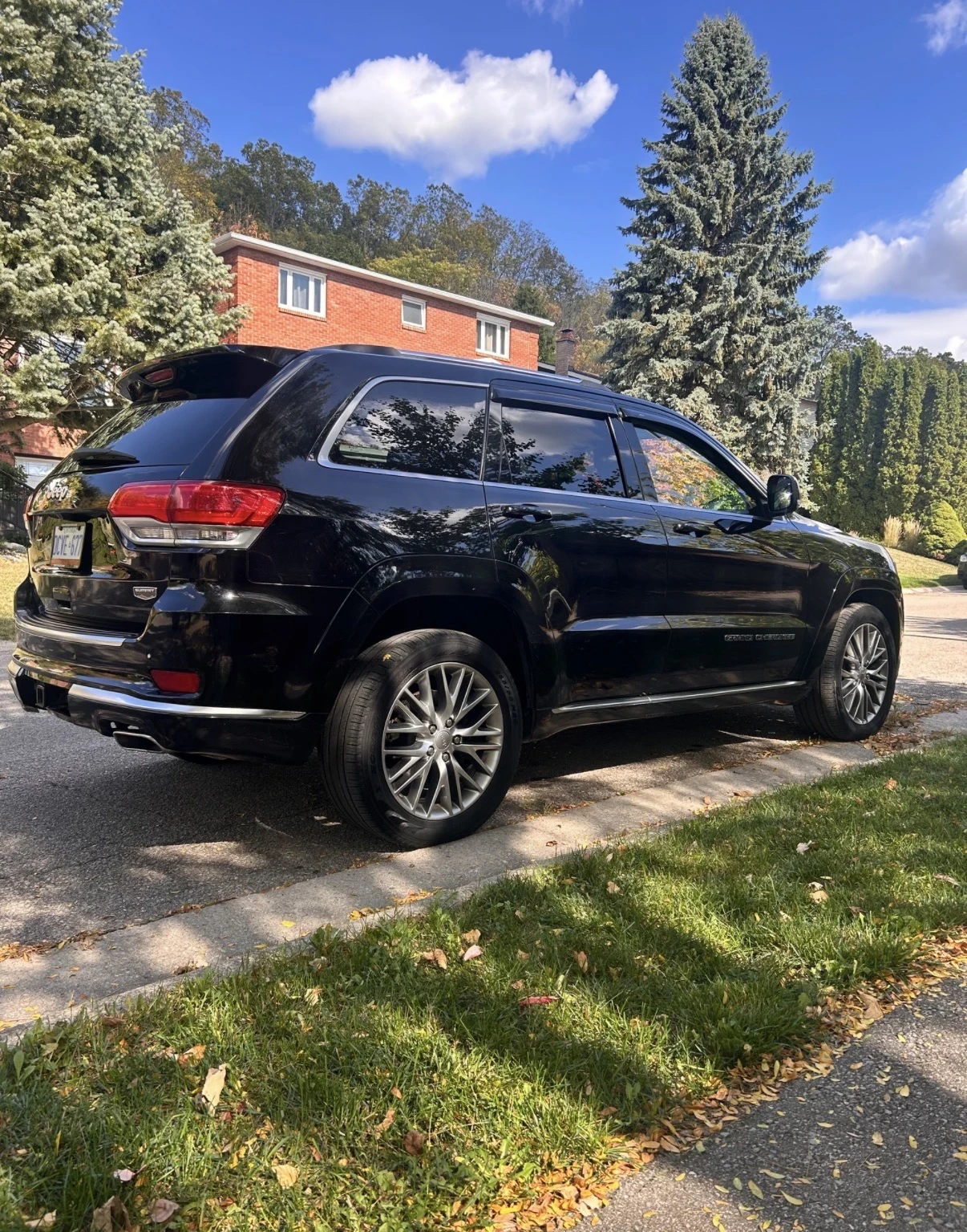 Jeep Grand cherokee Summit | 5.7 HEMI | Сервизна История | Лизинг |  - изображение 3