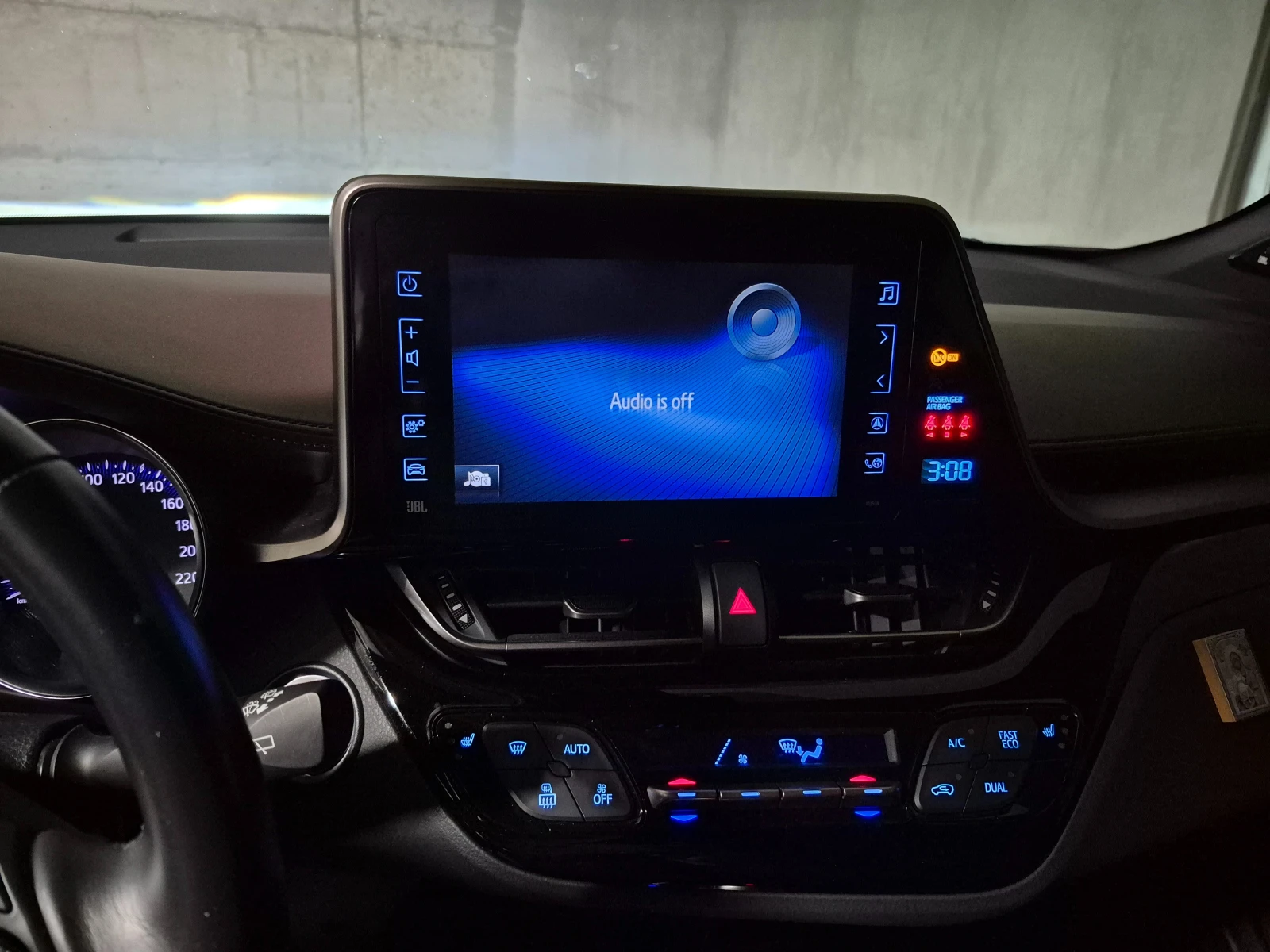 Toyota C-HR, снимка 15 - Автомобили и джипове - 53845205