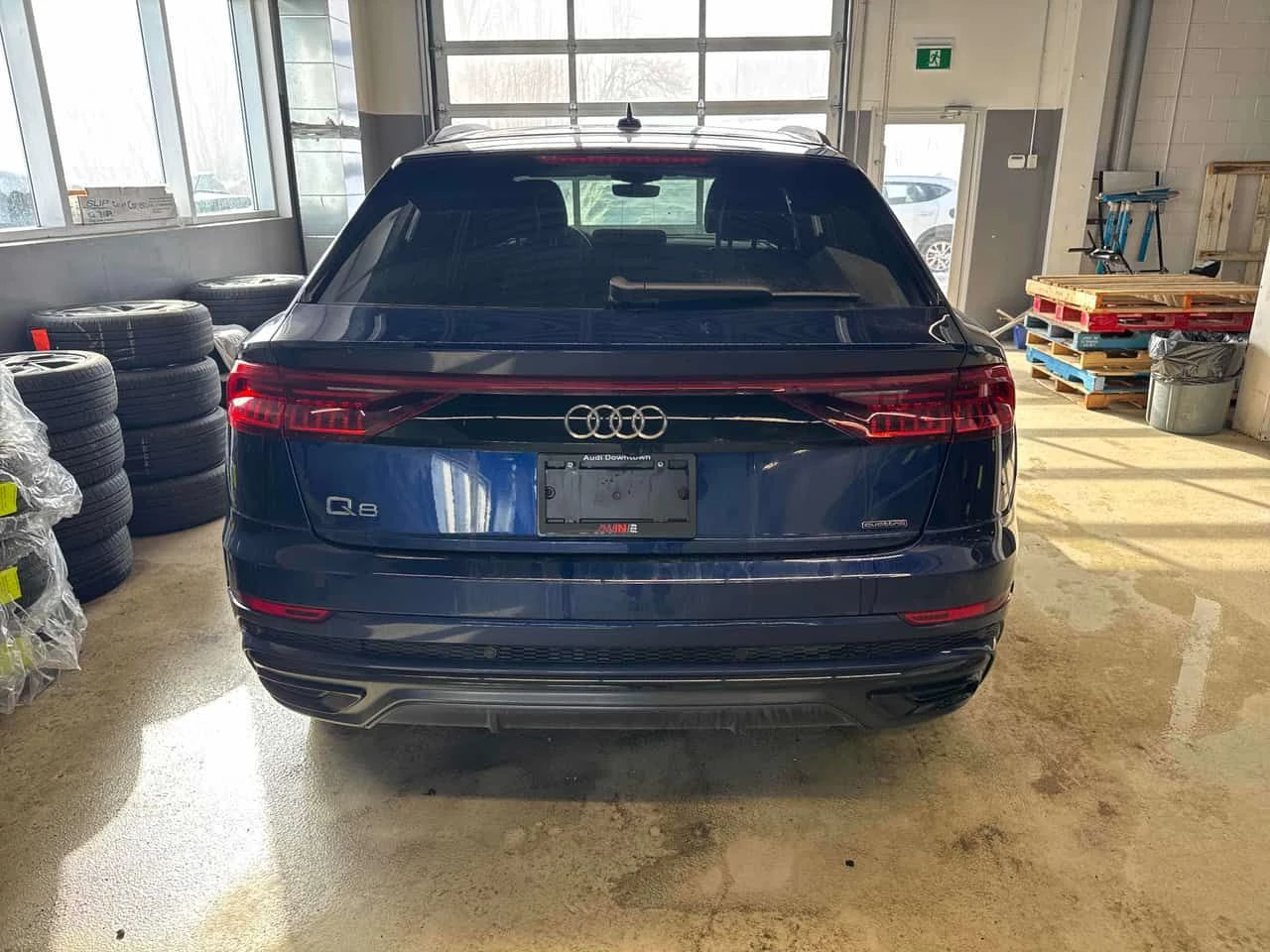Audi Q8 * Progressiv * S-line* DISTRONIC* MATRIX* B&O* ОБД, снимка 4 - Автомобили и джипове - 53904646