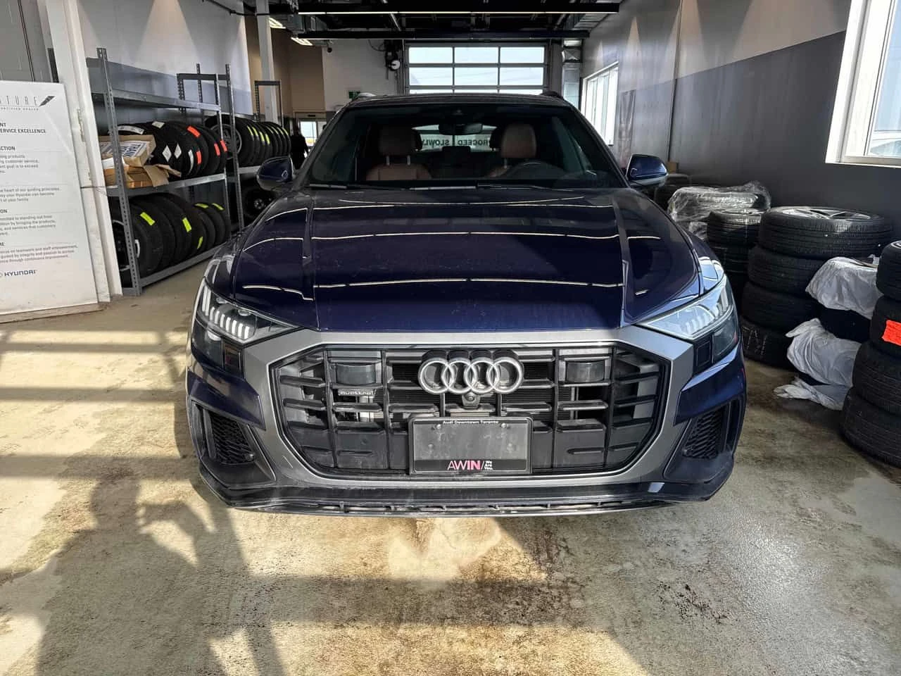 Audi Q8 * Progressiv * S-line* DISTRONIC* MATRIX* B&O* ОБД, снимка 6 - Автомобили и джипове - 53904646