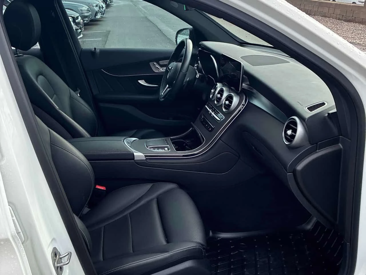 Mercedes-Benz GLC * 300 * CARFAX * ЦЕНА ДО БГ, снимка 15 - Автомобили и джипове - 54089753