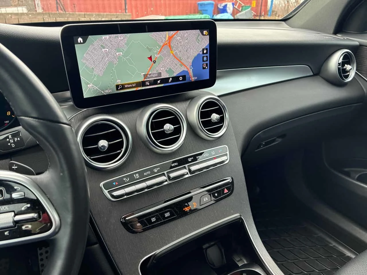 Mercedes-Benz GLC * 300 * CARFAX * ЦЕНА ДО БГ, снимка 17 - Автомобили и джипове - 54089753