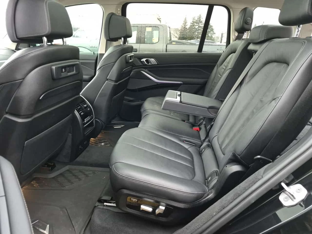 BMW X7 XDRIVE40I| SKY LOUNGE PANO| THERMO CUPHOLDER| HUD| | Mobile.bg � ����������� 11