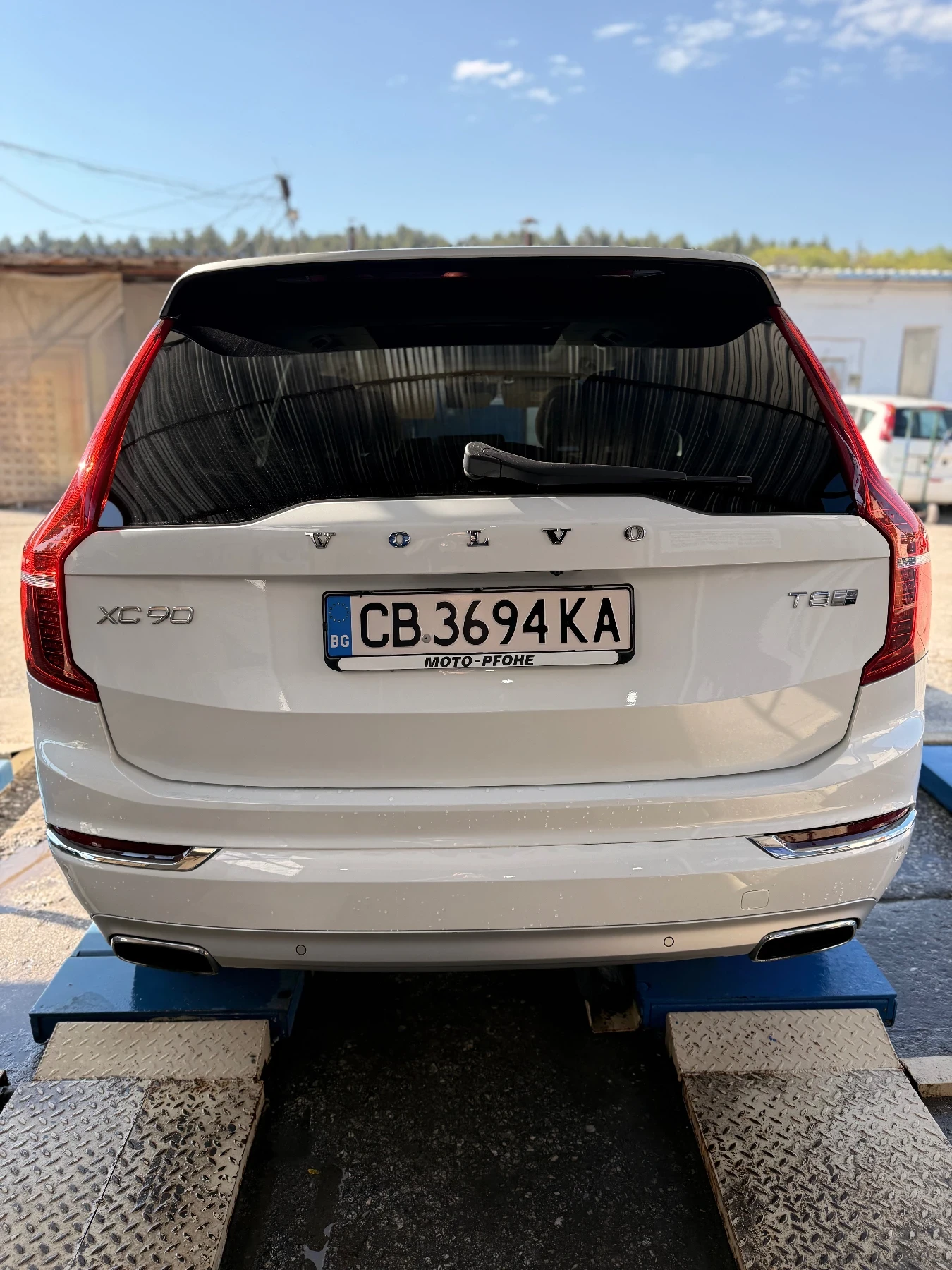 Volvo Xc90, снимка 3 - Автомобили и джипове - 54421172