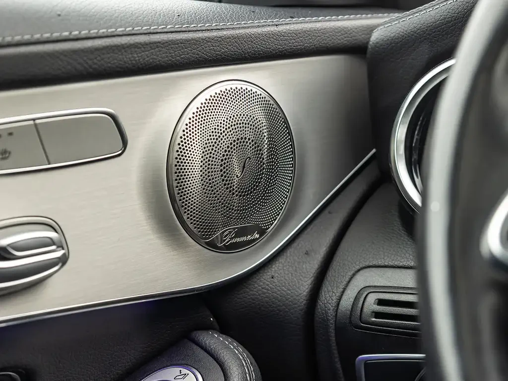 Mercedes-Benz GLC 300 DISTRONIC* 4MATIC * BURNMESTER* ПОДГРЕВ * 360, снимка 15 - Автомобили и джипове - 54961488
