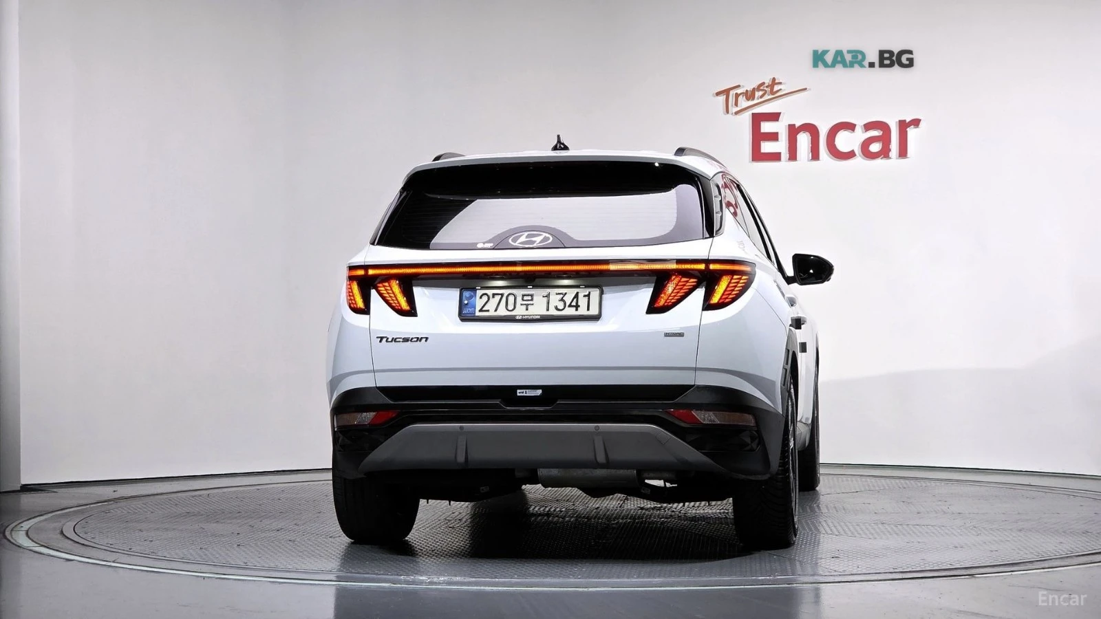 Hyundai Tucson * 2.0d* 4WD* INSPIRATION* 360* ПОДГРЕВ* ОБДУХВАНЕ*, снимка 4 - Автомобили и джипове - 55260410