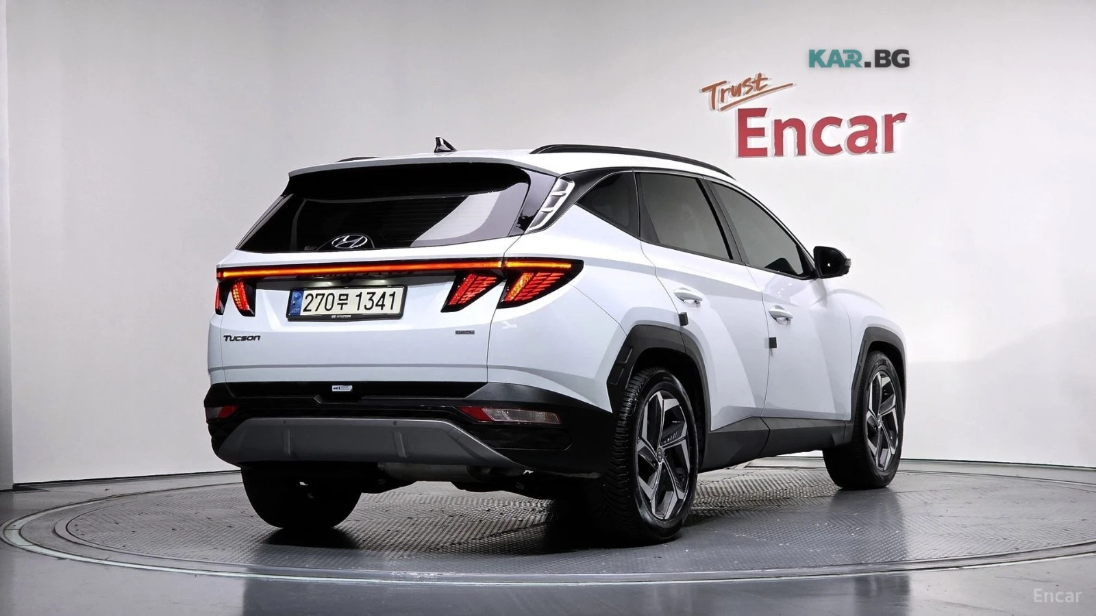 Hyundai Tucson * 2.0d* 4WD* INSPIRATION* 360* ПОДГРЕВ* ОБДУХВАНЕ*, снимка 2 - Автомобили и джипове - 55260410