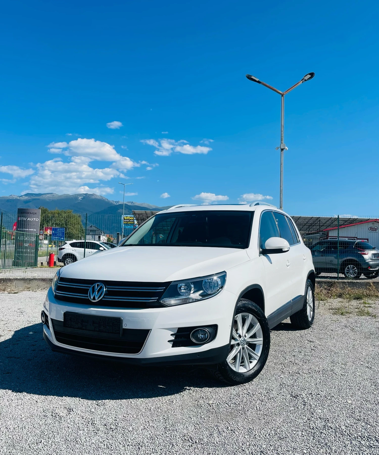 VW Tiguan 2.0 TDI 4x4 * Автомат* Панорама* Кожа* Реални км