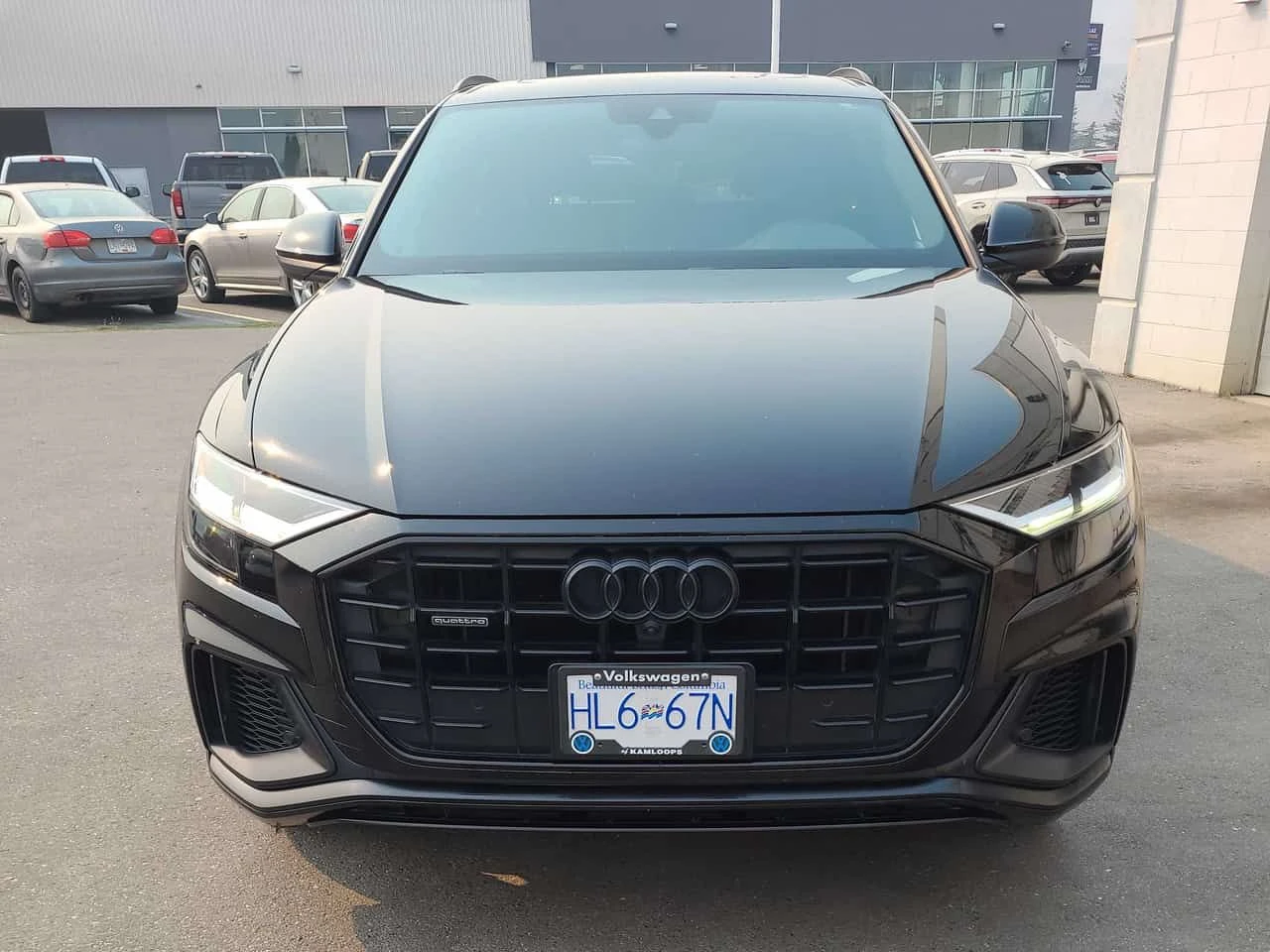 Audi Q8 Progressiv | CARFAX | АВТОКРЕДИТ БЕЗ ПЪРВОНАЧАЛНА, снимка 2 - Автомобили и джипове - 55568212