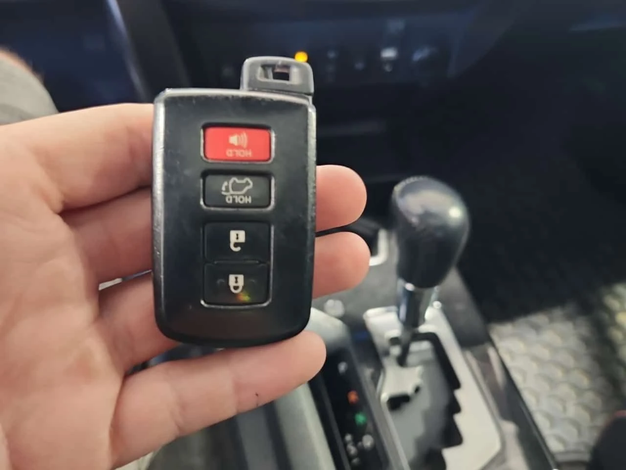 Toyota Rav4 * HYBRID SE * АВТОКРЕДИТ БЕЗ ПЪРВОНАЧАЛНА ВНОСКА* , снимка 8 - Автомобили и джипове - 55581756
