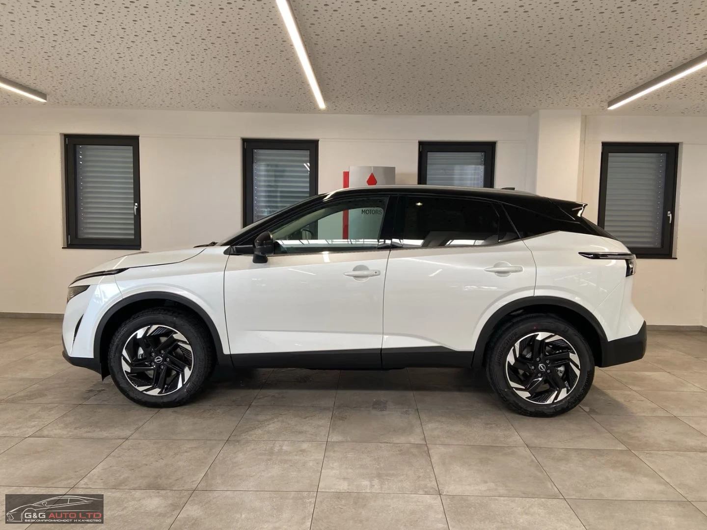 Nissan Qashqai НОВ!N-CONNECTA/PANO/360/NAVI/KLESS/ИЗБОР ЦВЯТ/803z, снимка 4 - Автомобили и джипове - 55727801