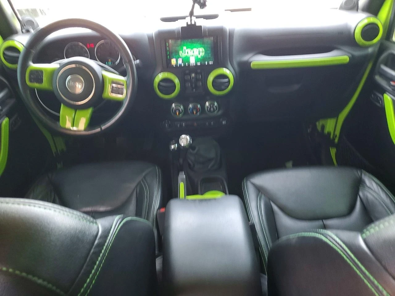 Jeep Wrangler 3.6 V6 Unlimited Sahara, снимка 9 - Автомобили и джипове - 55833536