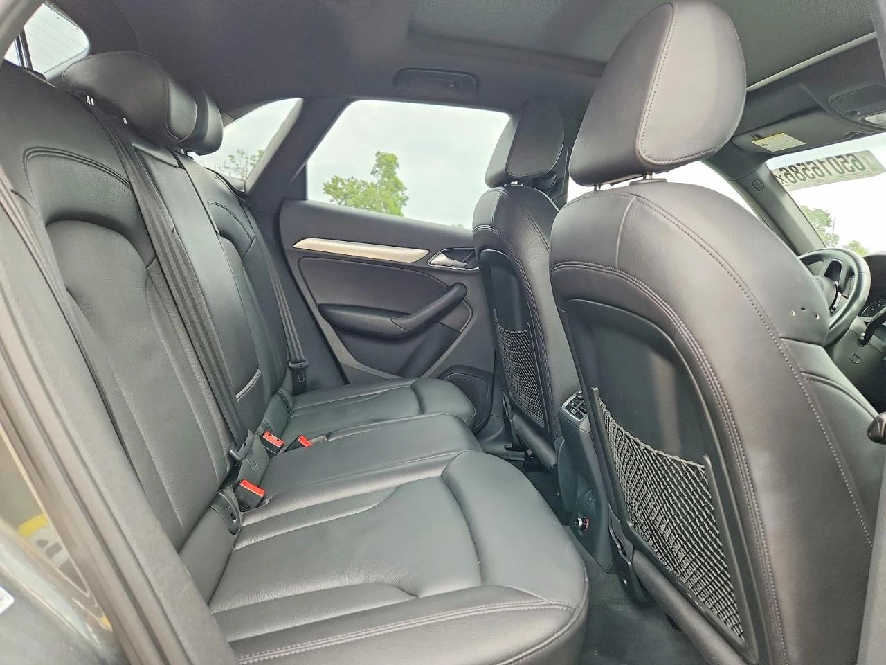 Audi Q3 2.0l Premium Plus, снимка 11 - Автомобили и джипове - 56076348