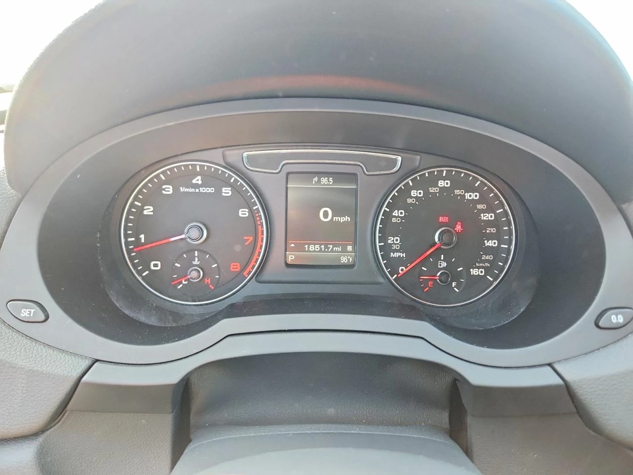 Audi Q3 2.0l Premium Plus, снимка 9 - Автомобили и джипове - 56076348