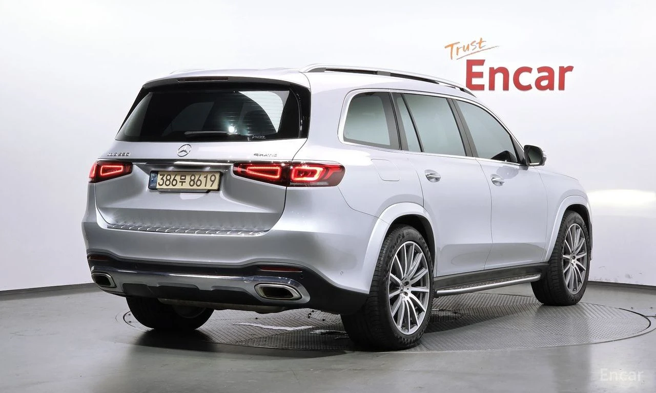 Mercedes-Benz GLS580 AMG* LINE* BURMESTER* ОБДУХВАНЕ* ДИСТРОНИК* МАСАЖ*, снимка 2 - Автомобили и джипове - 56195836