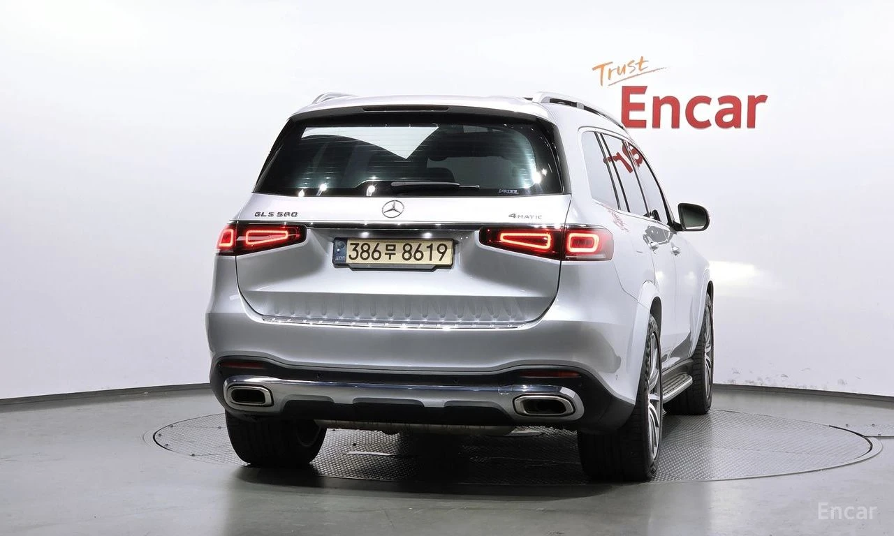 Mercedes-Benz GLS580 AMG* LINE* BURMESTER* ОБДУХВАНЕ* ДИСТРОНИК* МАСАЖ*, снимка 4 - Автомобили и джипове - 56195836