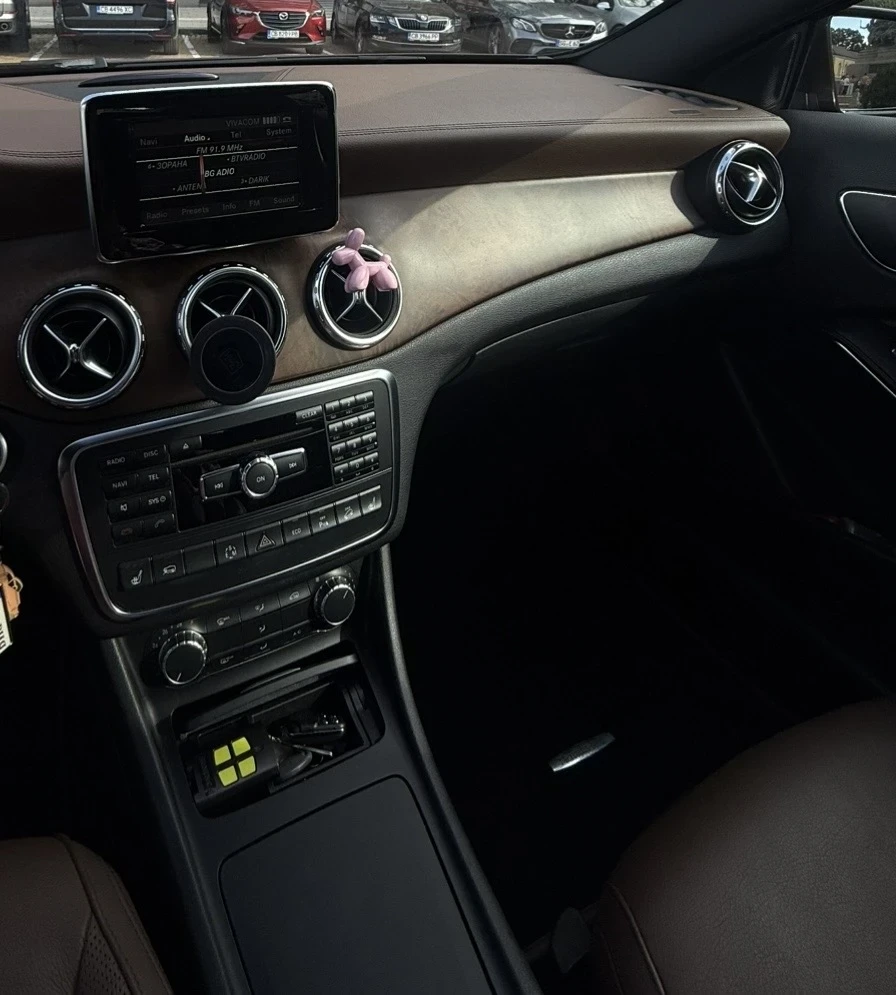 Mercedes-Benz GLA 220, снимка 13 - Автомобили и джипове - 56275610