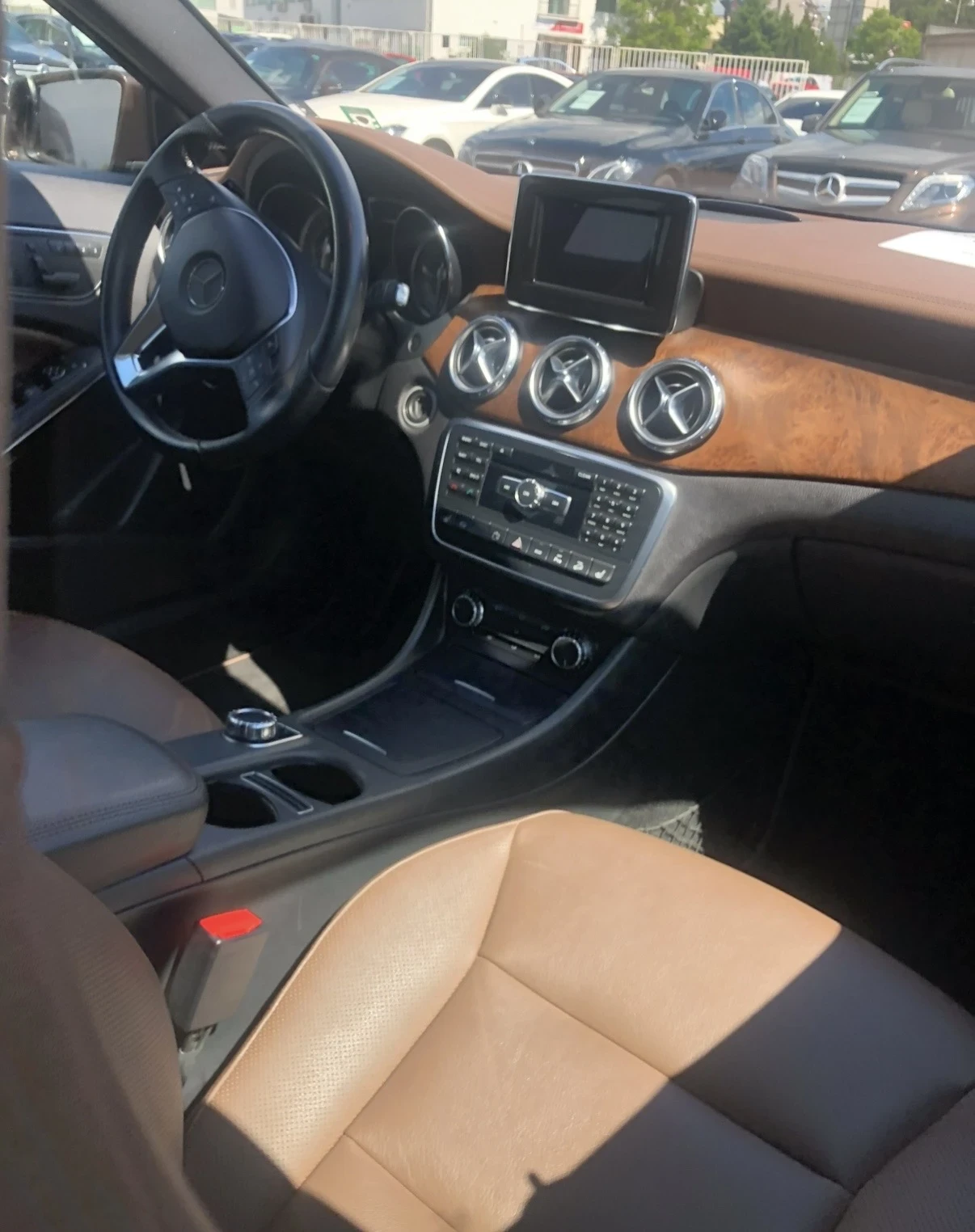 Mercedes-Benz GLA 220, снимка 6 - Автомобили и джипове - 56275610