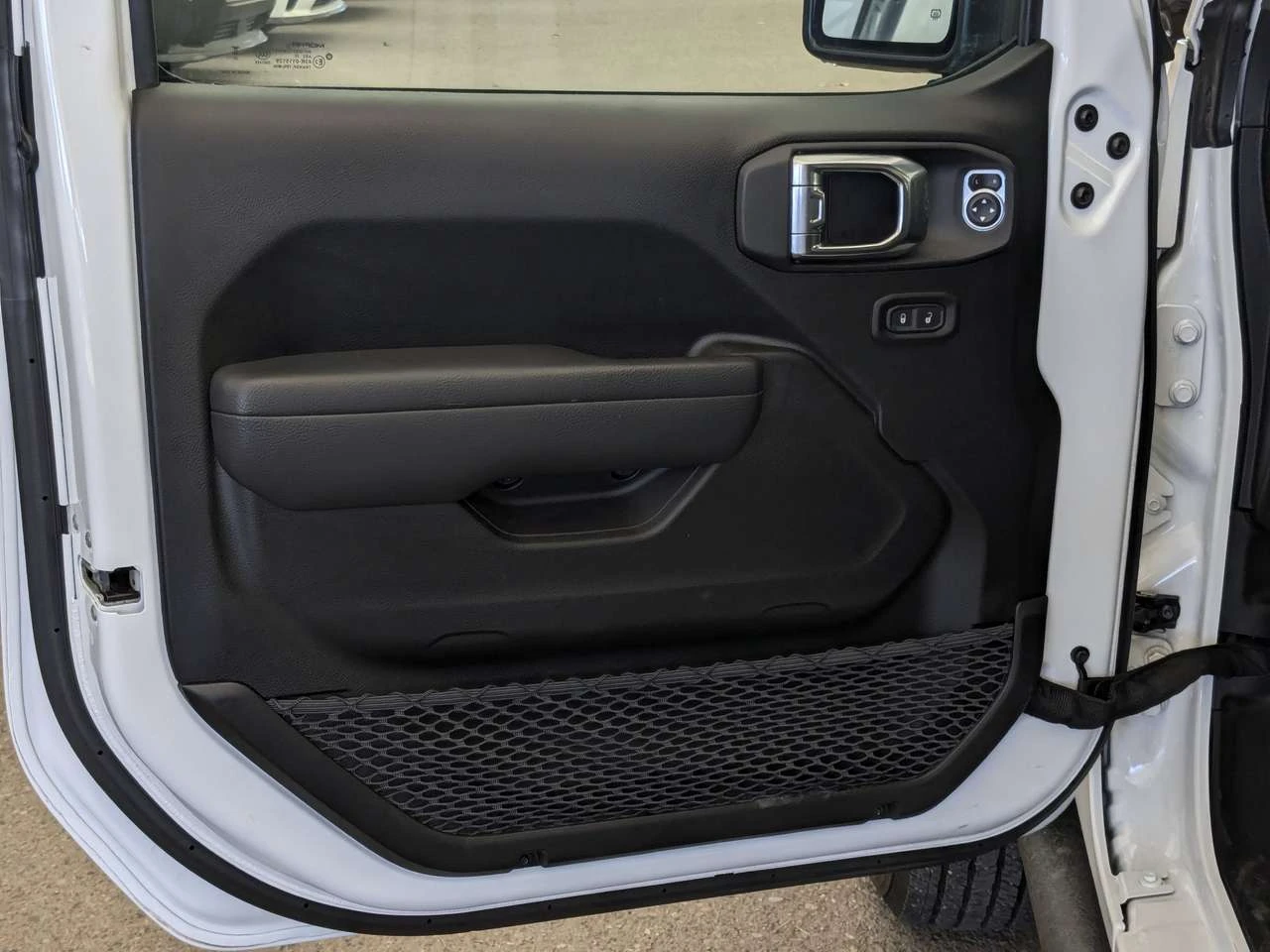 Jeep Gladiator Sport S * - 4x4 - 4 X 4 - Adaptive Cruise - Forwar | Mobile.bg � ����������� 14
