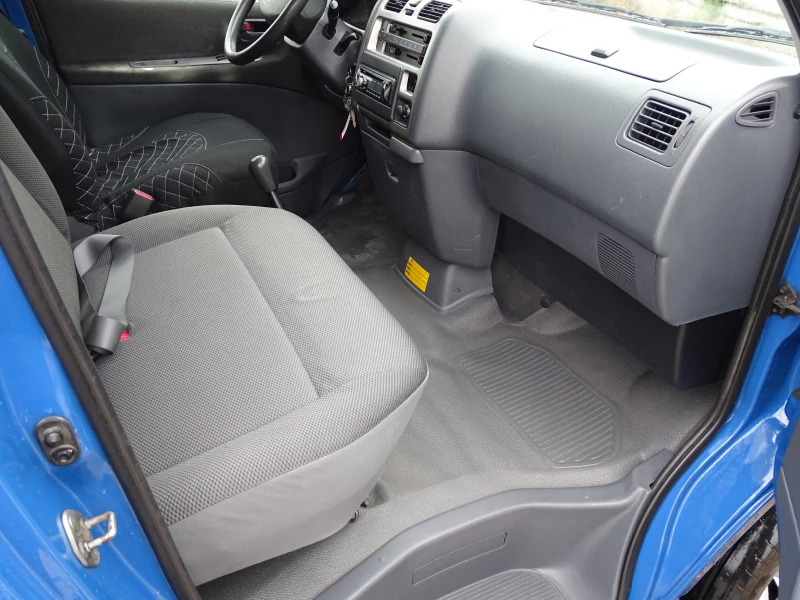 Toyota Hiace * * ХЛАДИЛЕН* * 4x4* * , снимка 11 - Бусове и автобуси - 51971072