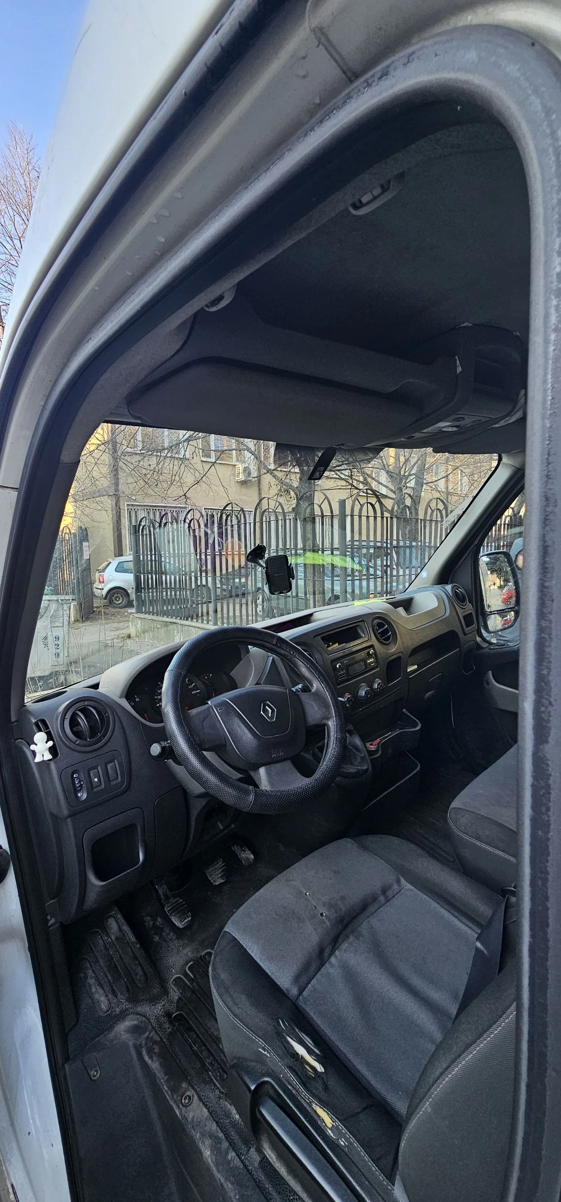 Renault Master 2.3, 74kW - изображение 6