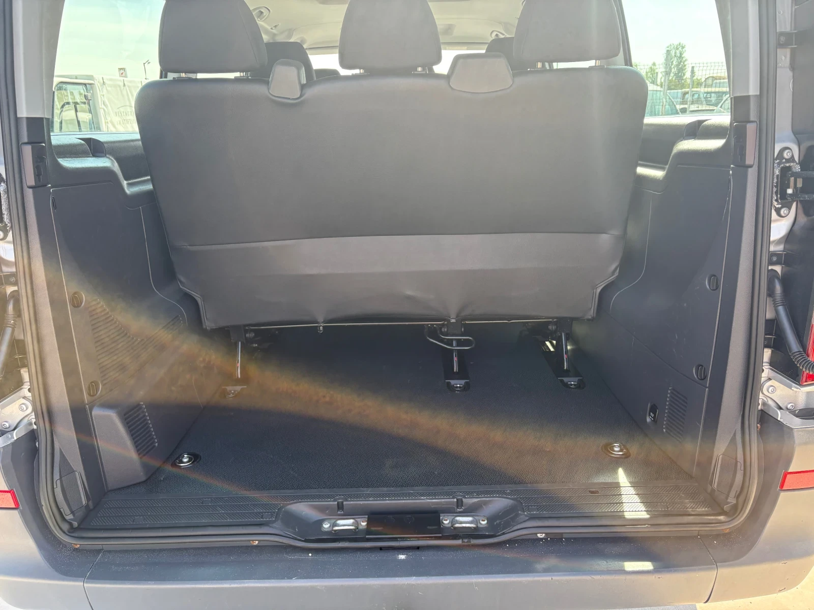 Mercedes-Benz Vito 113cdi-4x4-Автоматик-Климатик-9честа-Макси, снимка 17 - Бусове и автобуси - 54565035