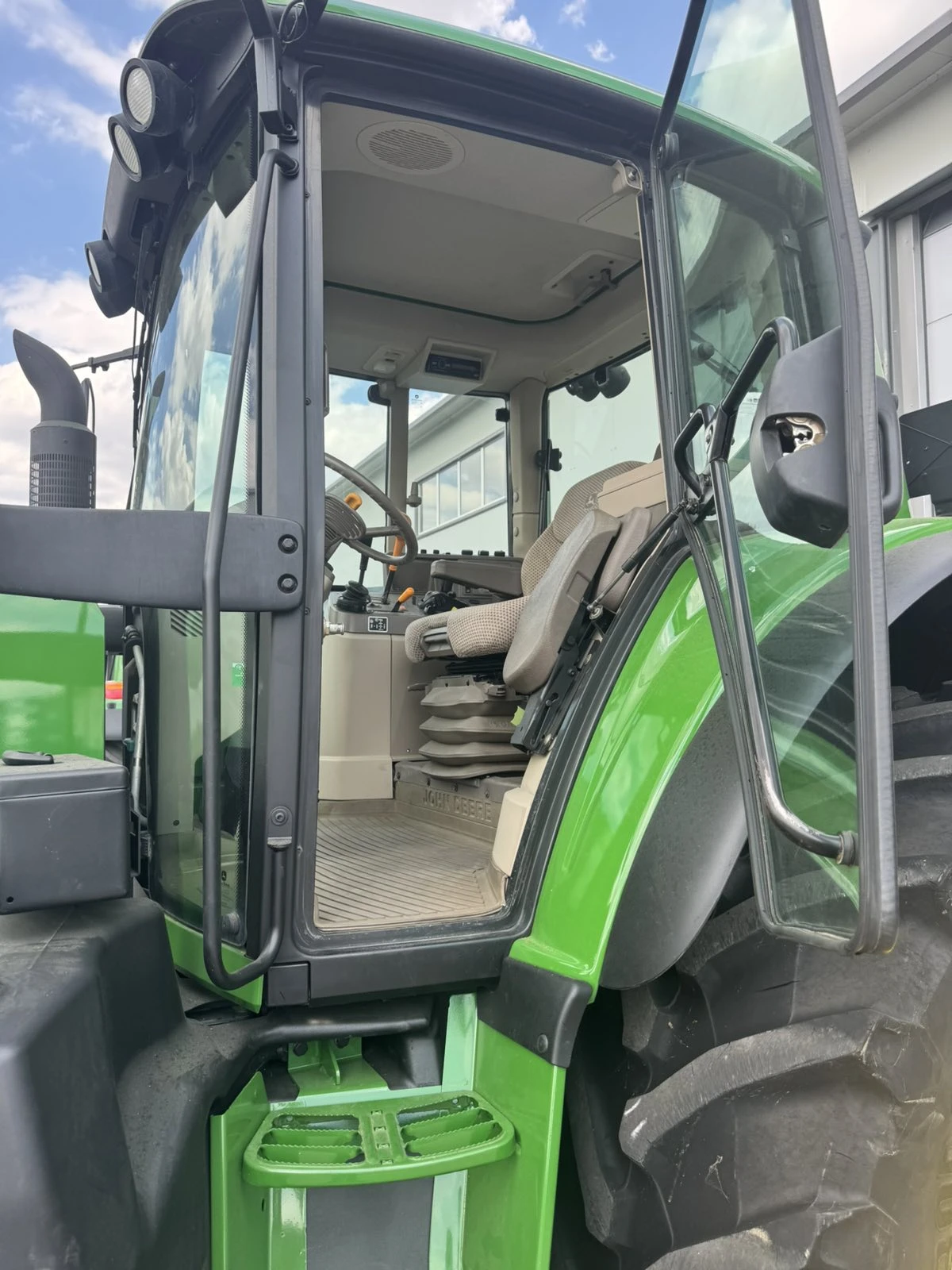 Трактор John Deere 6170M - лизинг - изображение 9
